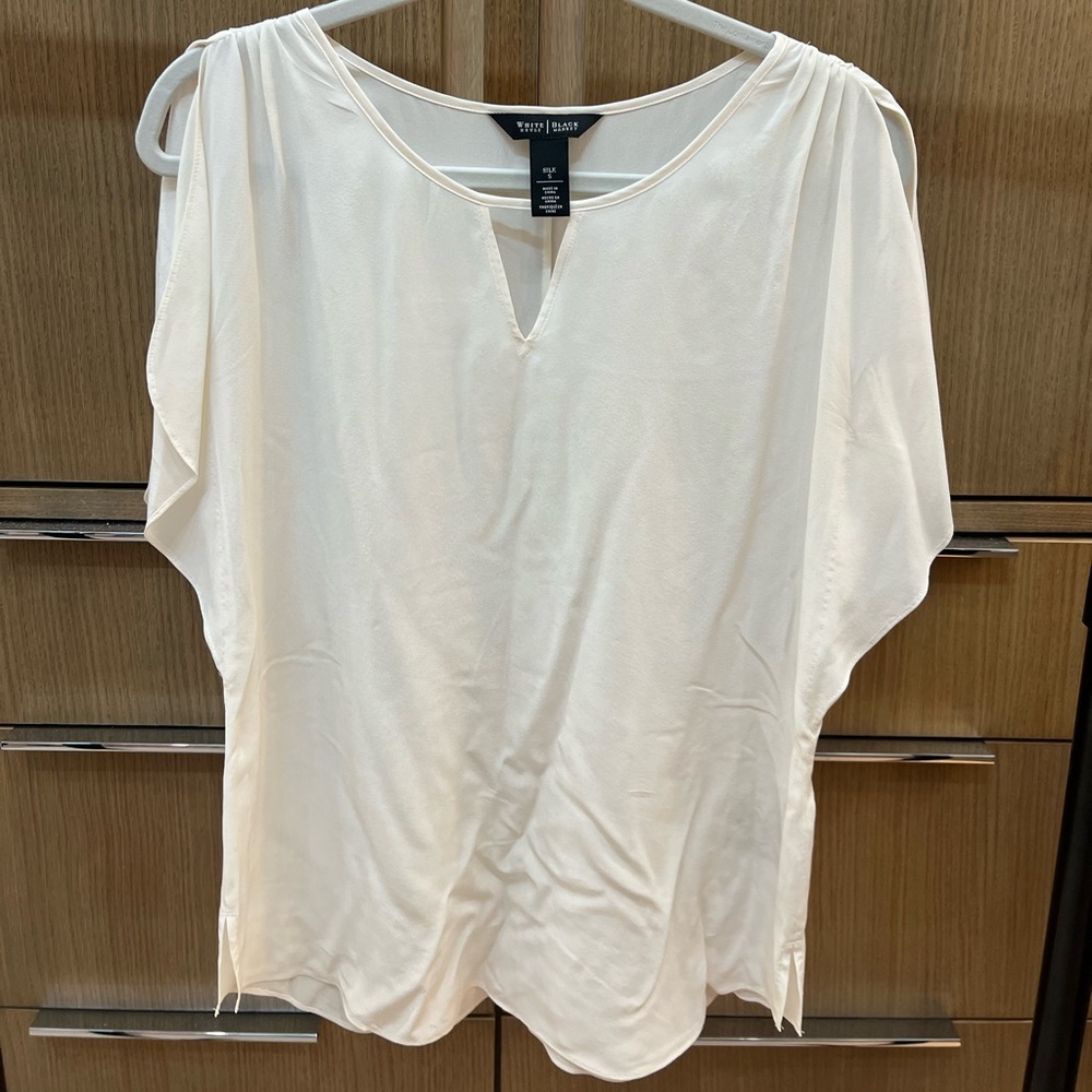 White house Black market crepe v-neck blouse